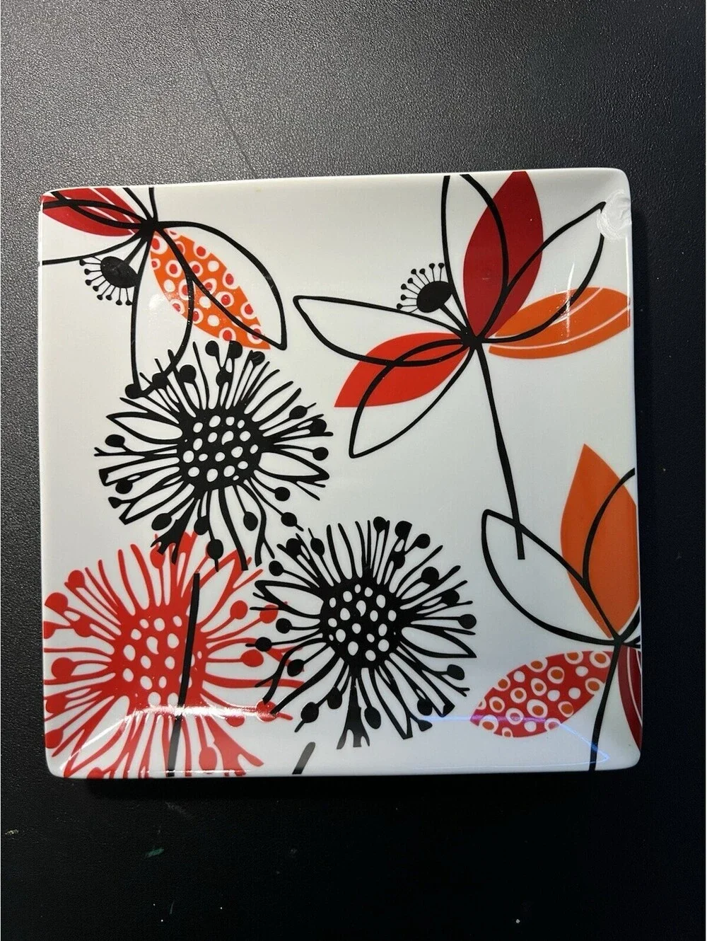 Crate & Barrel 2000s 2 Square Plates Modern Flower Multicolor Porcelain, 8x8”